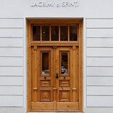 Lacrimi si Sfinti Restaurant